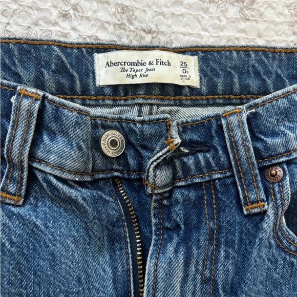Abercrombie High Rise Taper Jeans 25 Short - Picture 5 of 5